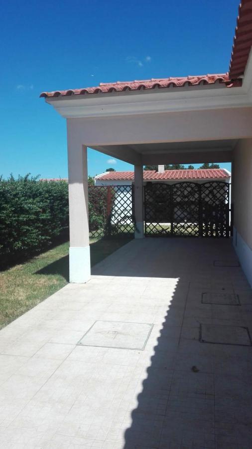 אזייתאו Spacious House In Aldeia Dos Pinheiros With Pool מראה חיצוני תמונה