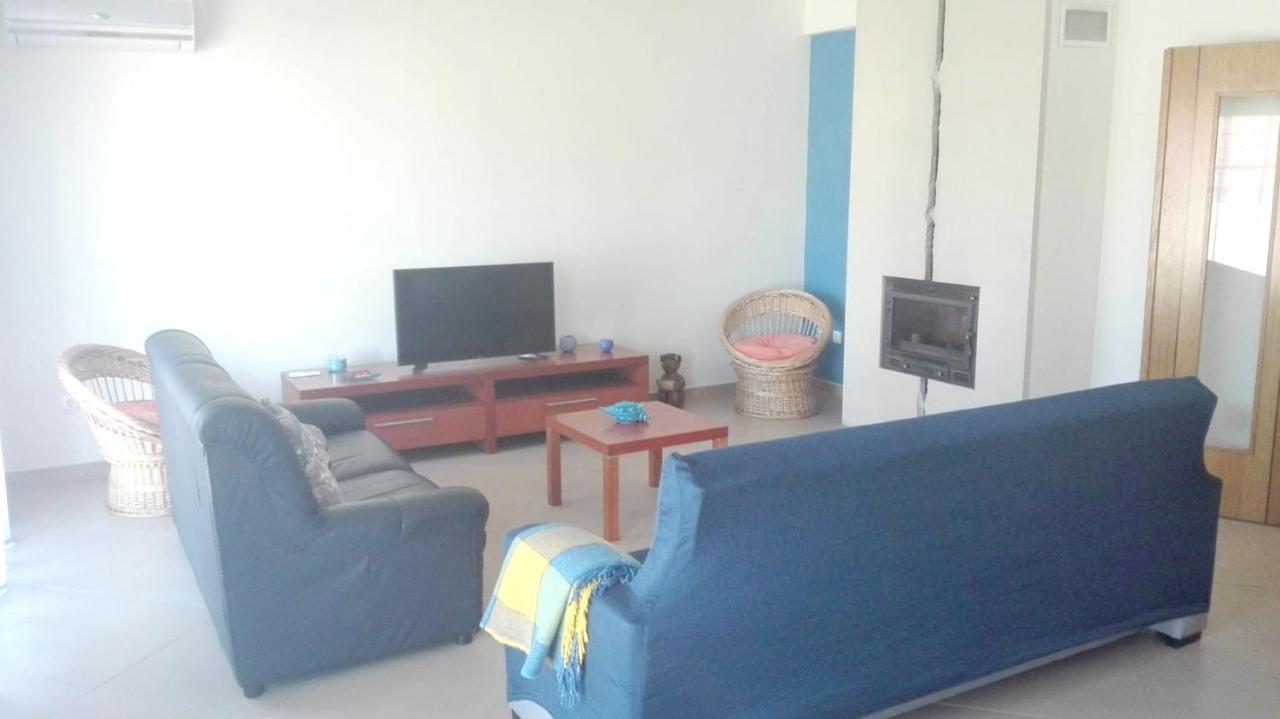אזייתאו Spacious House In Aldeia Dos Pinheiros With Pool מראה חיצוני תמונה