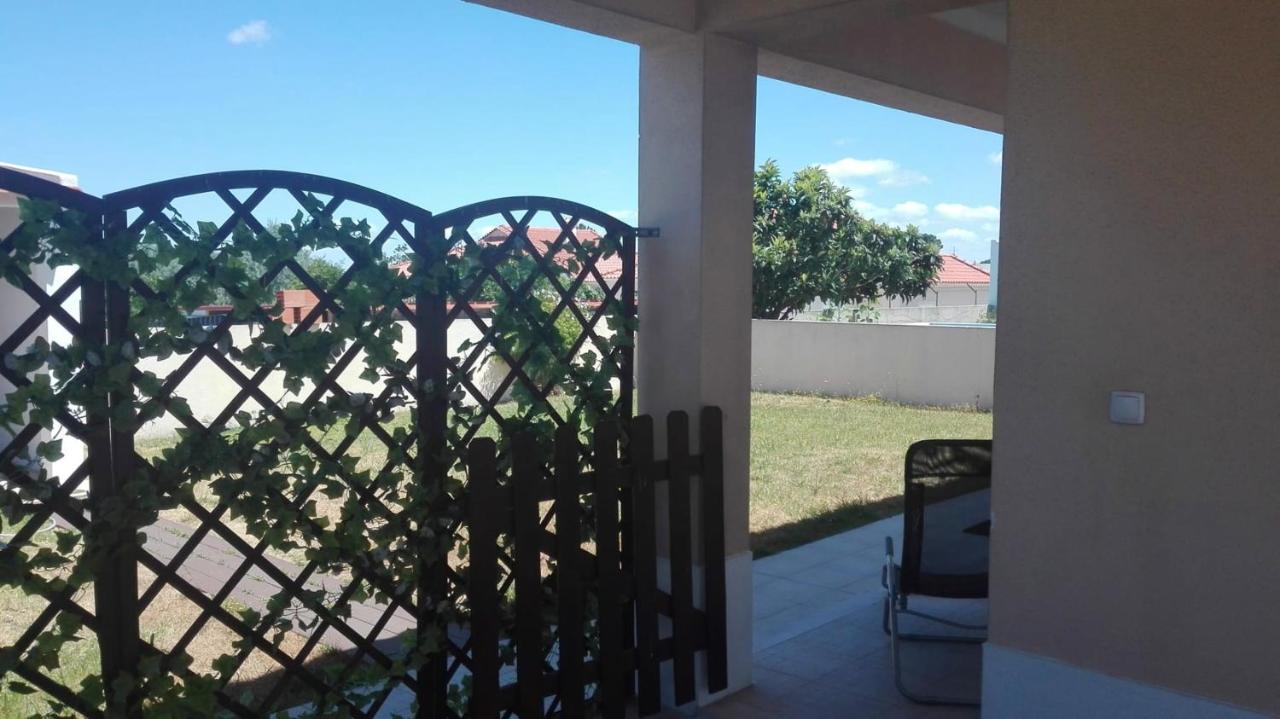 אזייתאו Spacious House In Aldeia Dos Pinheiros With Pool מראה חיצוני תמונה