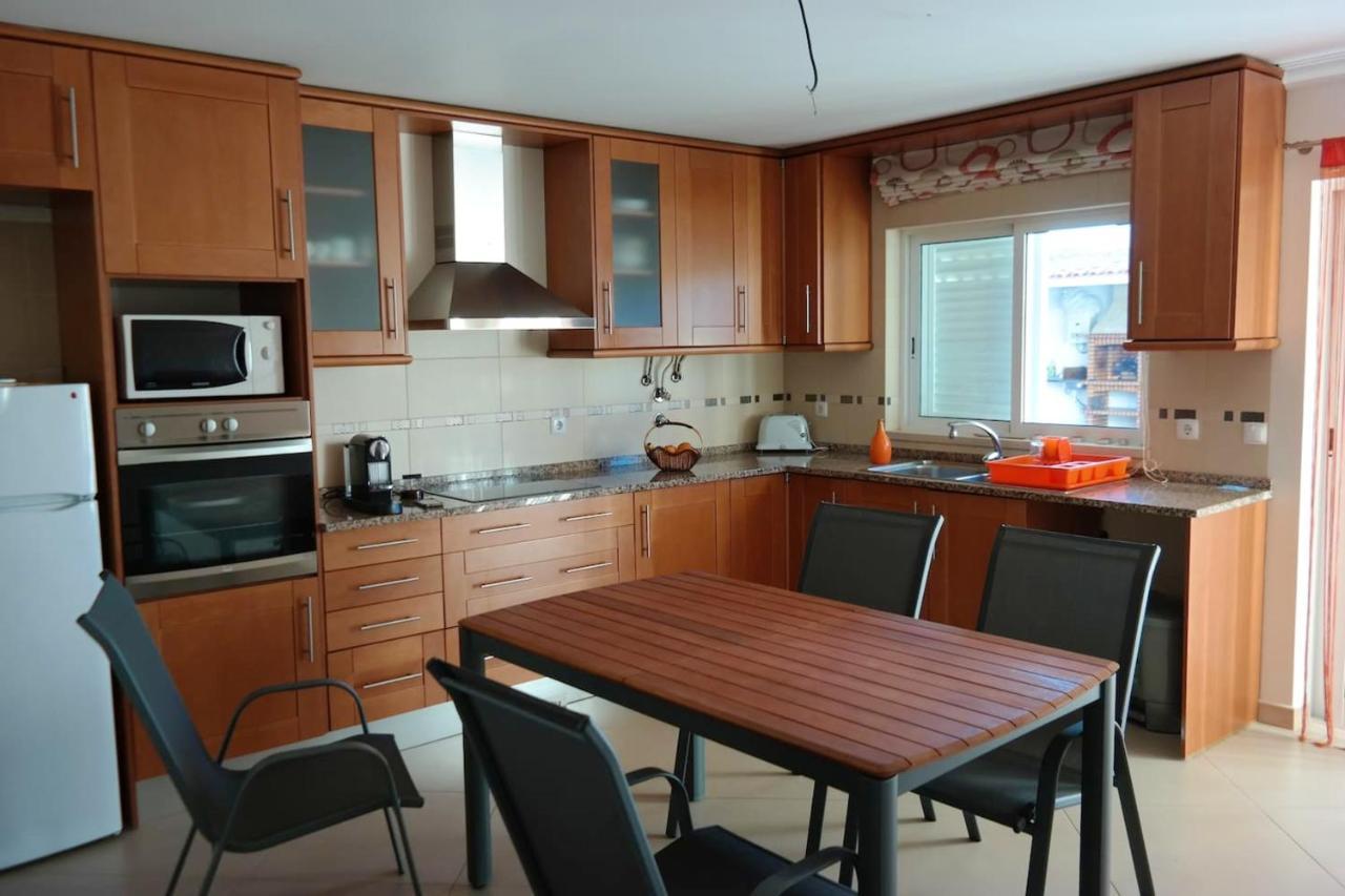 אזייתאו Spacious House In Aldeia Dos Pinheiros With Pool מראה חיצוני תמונה