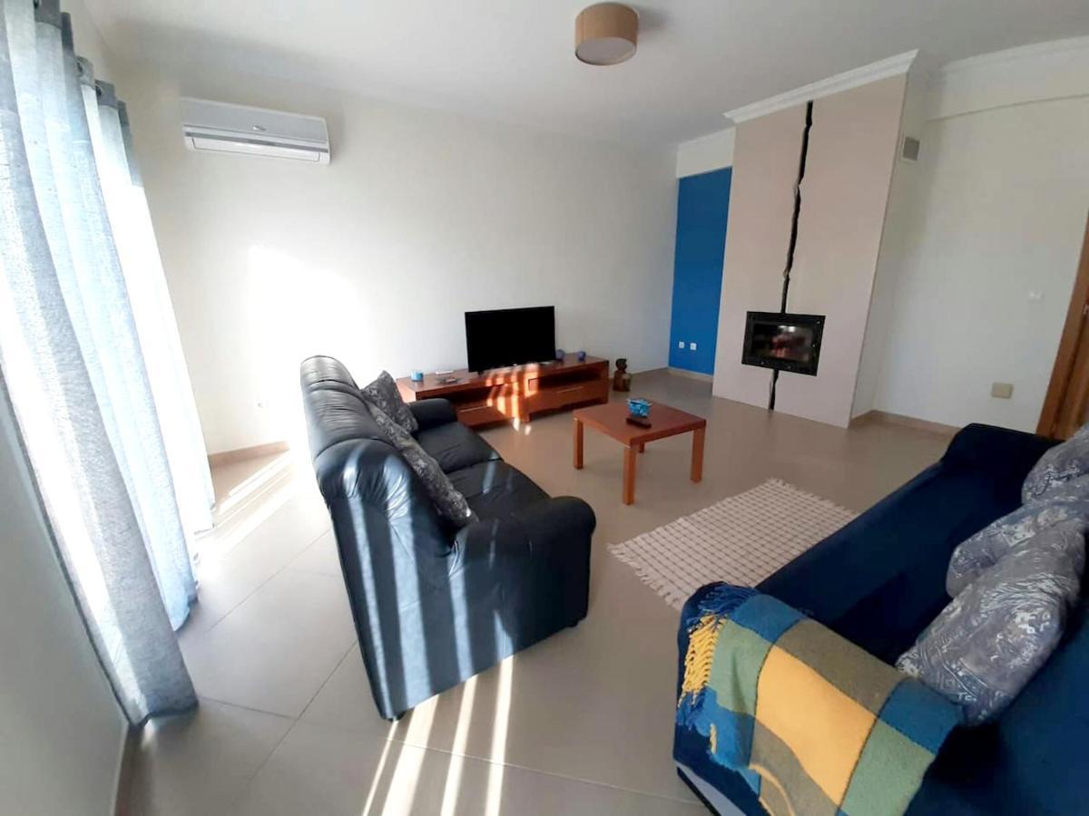 אזייתאו Spacious House In Aldeia Dos Pinheiros With Pool מראה חיצוני תמונה