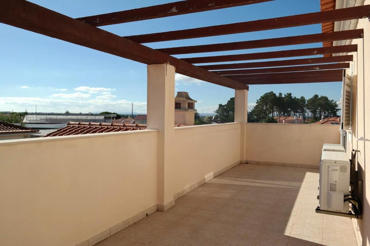 אזייתאו Spacious House In Aldeia Dos Pinheiros With Pool מראה חיצוני תמונה